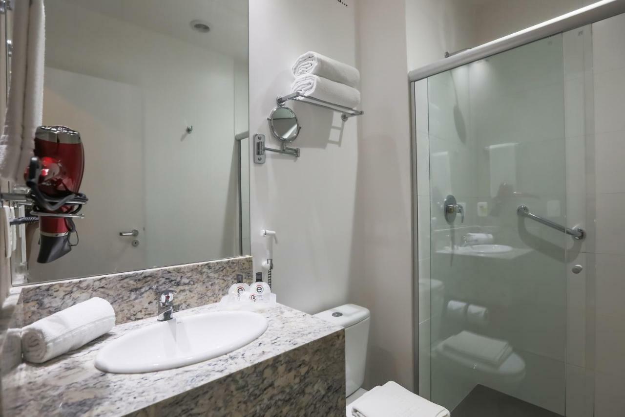 Ramada Hotel & Suites Озаску Экстерьер фото